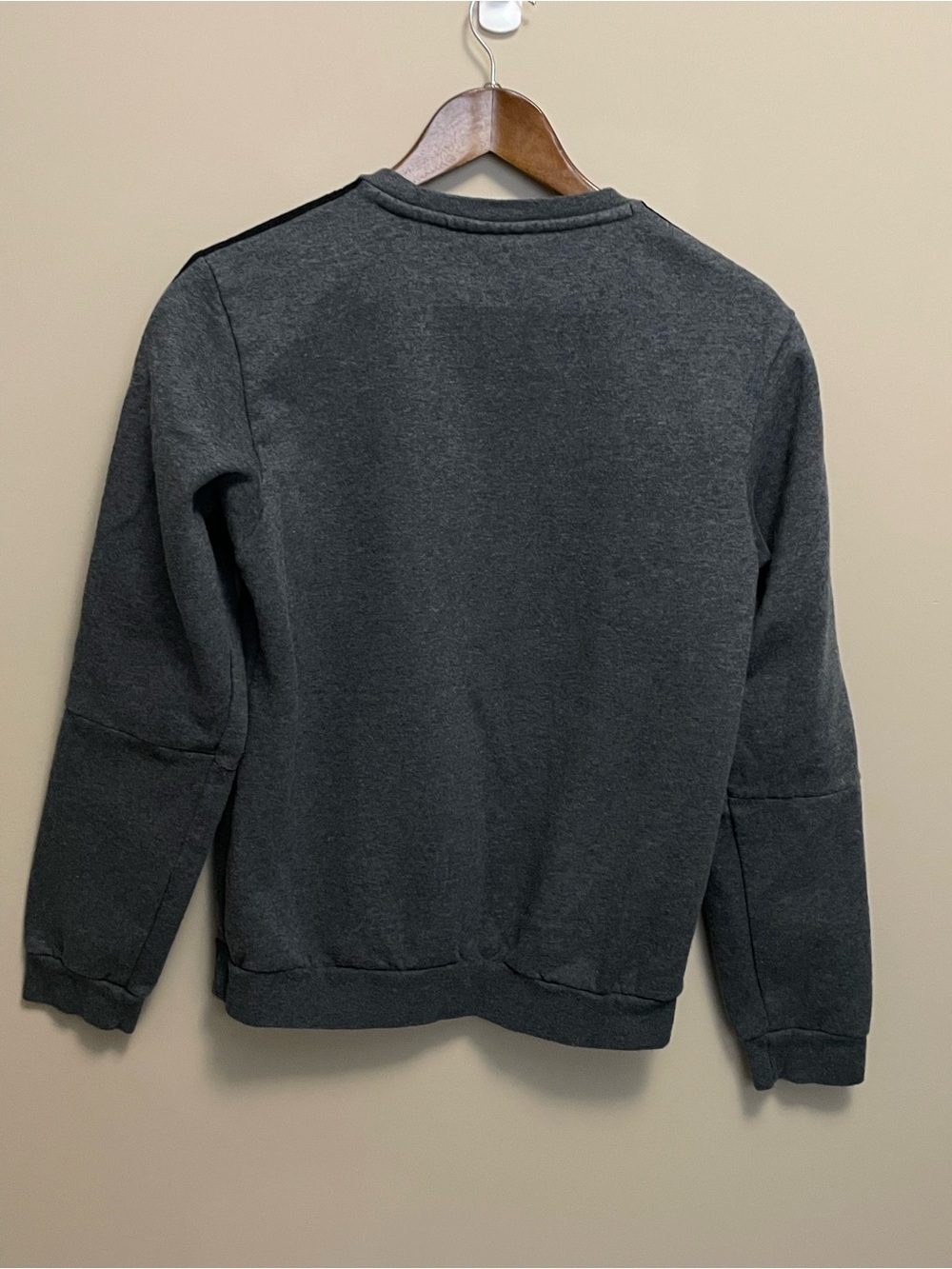 adidas Charcoal Gray Crewneck Sweatshirt with Black Stripes Women’s Small - Picture 8 of 9